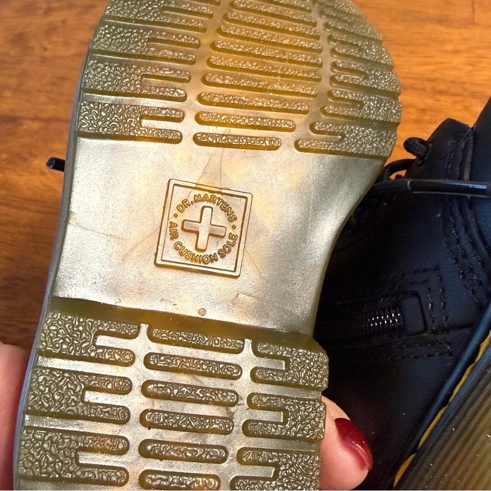 Dr. Martens Infant 1460 Softy T Leather Lace Up Boots Black Kids Lace-Up Boots 6 - Picture 9 of 12